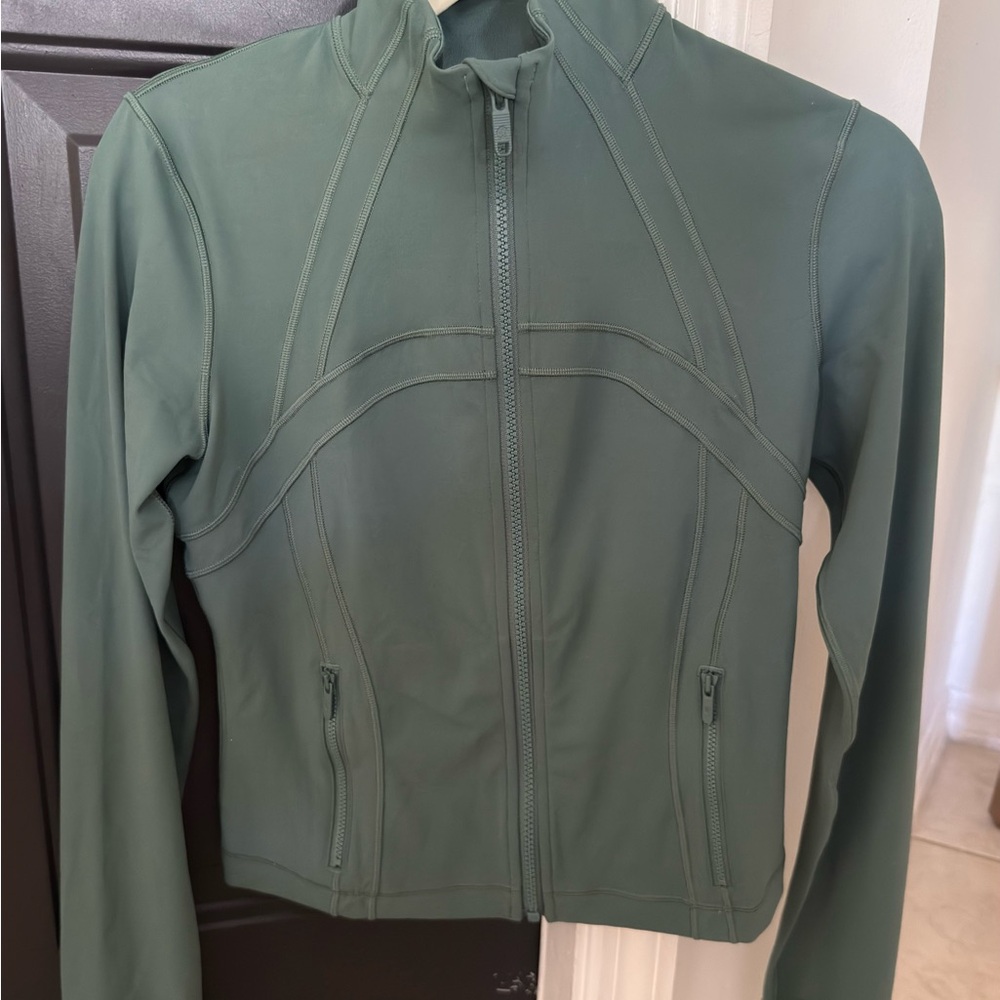Lululemon Define Cropped Jacket Medium Forest Sz8 - image 1